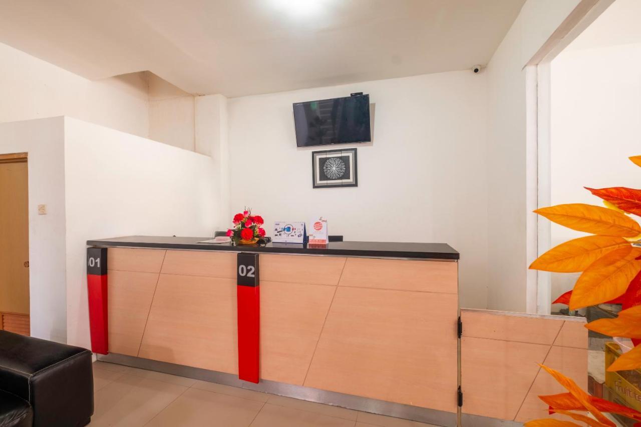 Hotel Reddoorz Near Exit Toll Moh. Toha Bandung Esterno foto